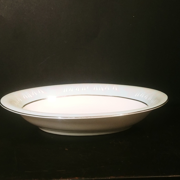 Nancy Prentiss Foxhall Oval Serving Dish - Picture 5 of 5